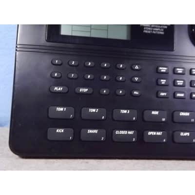 Immagine Alesis SR-16 Drum Machine (16 BIT) - 5