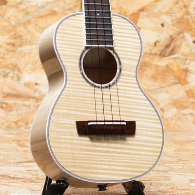 ウクレレ 占部 URABE L-43 Maple Concert URABE UKULELE(占部) L-43 Maple Concert 2020's | Reverb