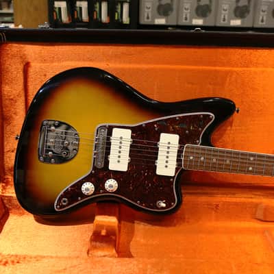 Fender American Vintage '65 Jazzmaster 2013 - 2017 - 3-Color Sunburst image 2
