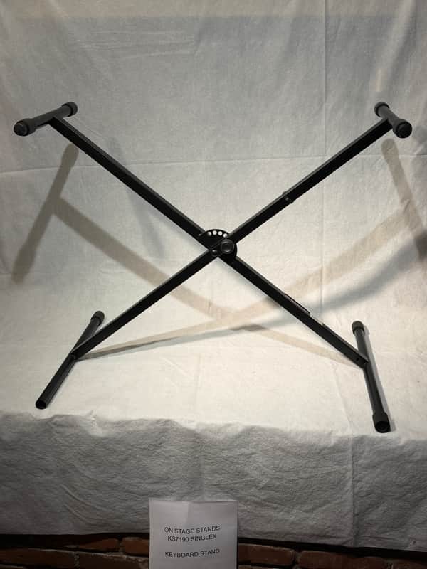 On-Stage KS7190 Classic Single-X Keyboard Stand Stand 2010s - Black image 1