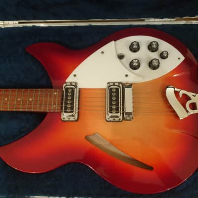 Rickenbacker 330 fire glo 2010 image 2