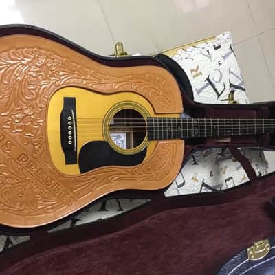 Martin D28M Elvis Presley 2007 Acoustic Guitar Natural image 1