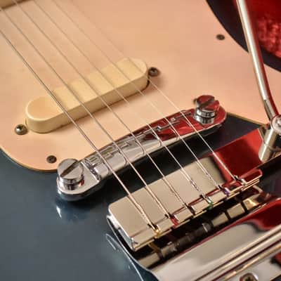 Gibson Melody Maker D with Vibrola 1967 - Pelham Blue image 5