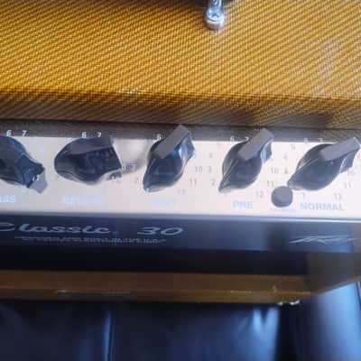 Peavey Classic 30 2-Channel 30-Watt 1x12" Guitar Combo 1994 - 2014 - Tweed image 5