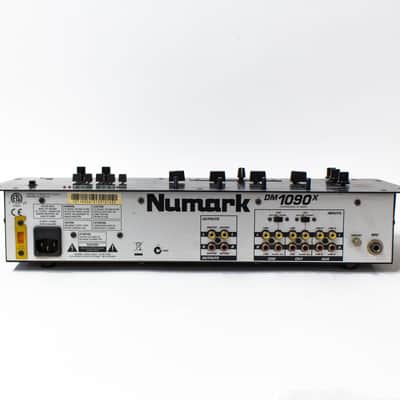 Numark DM1090X Studio Series DJ Mixer Rack with 6 Line, 2 Phono, 1 Mic Input image 5