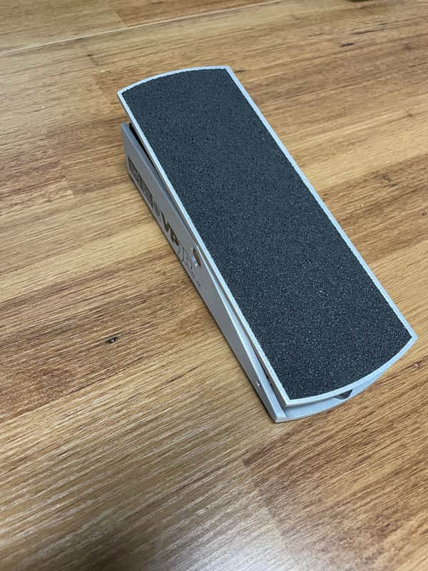 Ernie Ball 6180 VP JR 250K Volume Pedal image 1