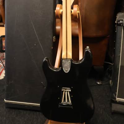 Fender 1976 Stratocaster Black Refin OHSC image 4