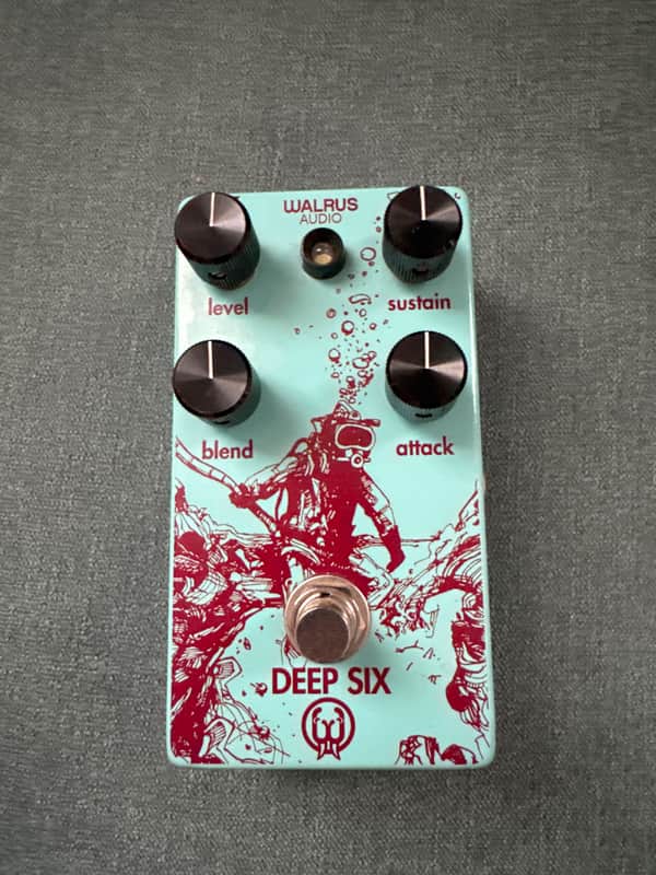 Walrus Audio Deep Six Compressor V1 2012 - 2018 - Blue / Red Diver image 1