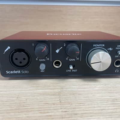 Focusrite Scarlett Solo 2nd Gen USB Audio Interface 2016 - 2018 - Red / Black image 1