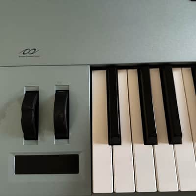 Yamaha Motif XS 8 Production Synthesizer 2000s - Gray image 11