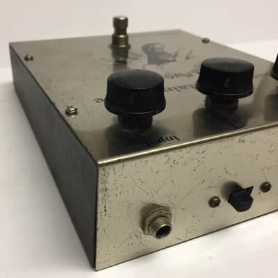 Electro-Harmonix Black Finger Compressor image 3