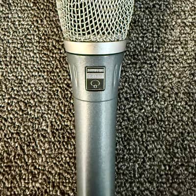 Shure Beta 87A Supercardioid Condenser Vocal Microphone - Pre Owned image 3