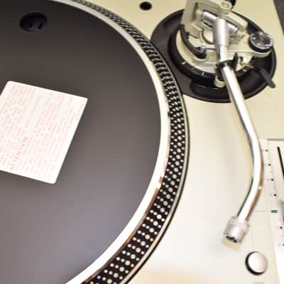 Technics SL-1200MK5 Direct-Drive Turntable w/ Road Runner Road Case image 7