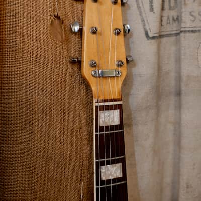 Fender Maverick Custom 1968 - Sunburst image 4