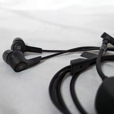 Bang Olufsen Beoplay H3 ANC In-Ear Headphones - Gunmetal Grey image 4
