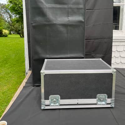 Ampeg SVT-CL Classic Series 300-Watt Tube Bass Amp Head 2007 - Present - Black image 5