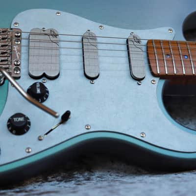Build to Order GB Liuteria Traditional Strato Vegatrem pearl grey/green image 8