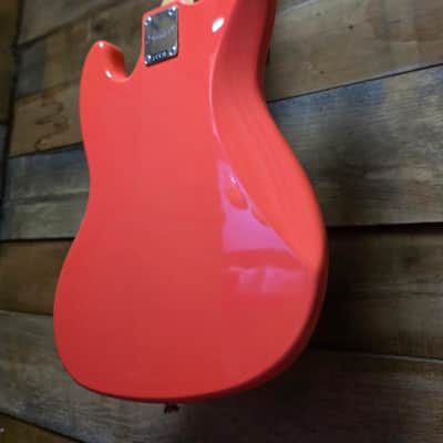 Squier Classic Vibe 60's Jazz Bass - Tahitian Coral image 14