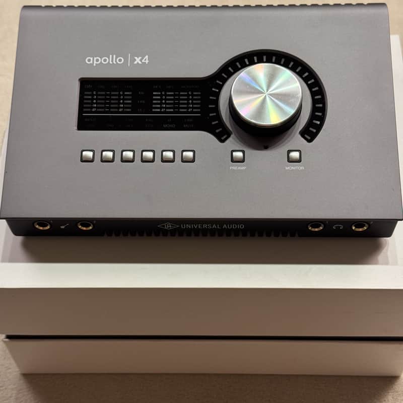 Universal Audio Apollo x4 QUAD Thunderbolt 3 Audio Interface
