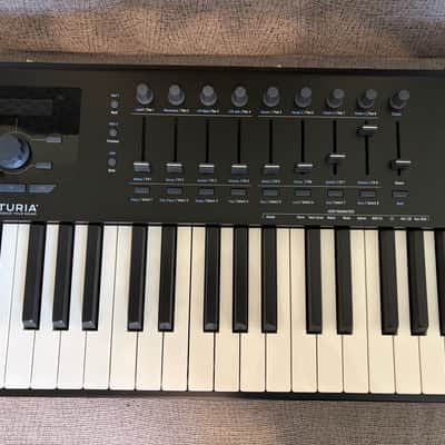 Arturia KeyLab 88 MkII MIDI Controller 2021 - Black image 3