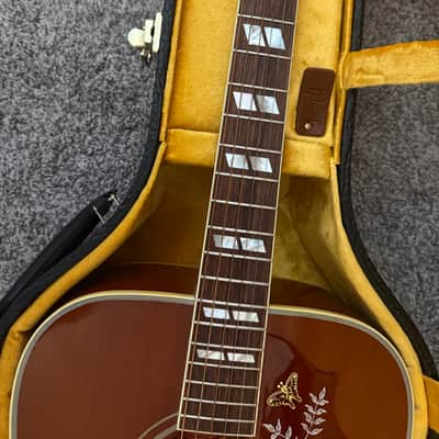 Gibson Custom Shop Historic 1960 Hummingbird with Fixed Bridge 2020 - Present - Heritage Cherry Sunburst image 3