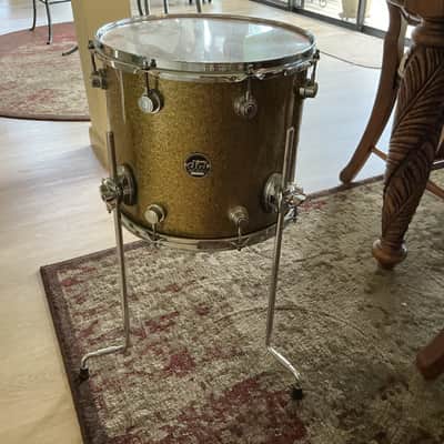 DW Performance Series 12x14" Floor Tom 2010 -  Sparkle image 2