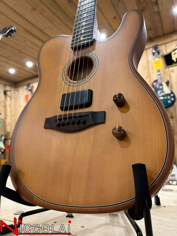 FENDER Acoustasonic Standard Telecaster, Aged Natural