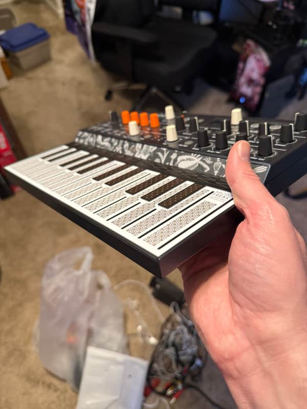 【中古】arturia microfreak black Arturia MicroFreak 25-Key Algorithmic Synthesizer 2019 - Present