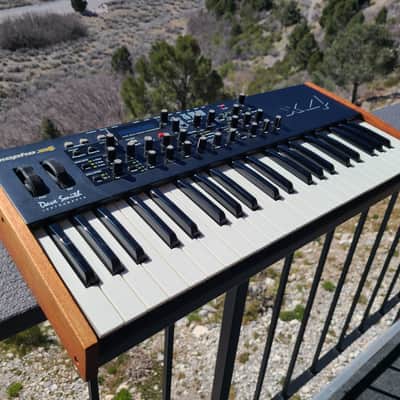 Dave Smith Instruments Mopho X4 4-Voice Poly Synthesizer, Excellent Condition, Gorgeous Wood Sides!