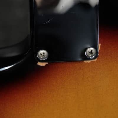 Fender American Vintage II 1961 Stratocaster 3-Color Sunburst [V2205400] (07/30) image 5