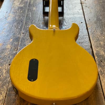 Gibson Custom Shop 1958 Historic Reissue Les Paul Junior Double Cut TV Yellow 2001 w/ OHSC image 2