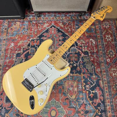 1972 Fender Stratocaster Reissue Model ST72-58US Vintage White 99-02 Vintage Collection image 3