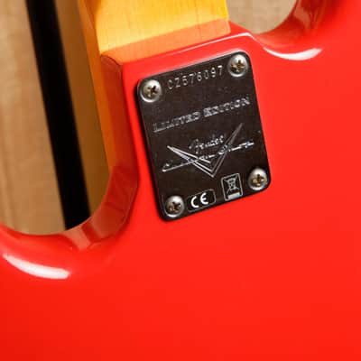 Fender Custom Shop LTD '64 Jazz Bass Journeyman Aged Fiesta Red Pre-Owned image 18