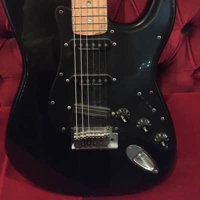 Fender Special Edition Lite Ash Stratocaster 2004 - 2008 - Black image 4
