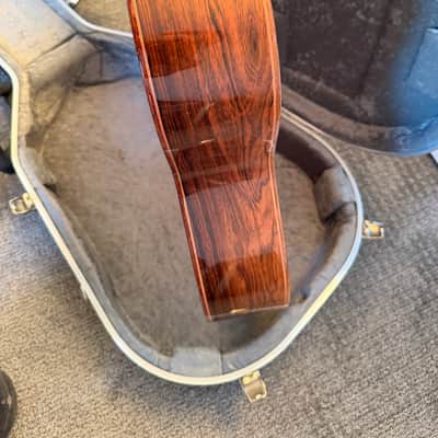 Classical Concert Guitar Manuel Rodríguez e Hijos “D Rio” – Brazilian Rosewood – Canadian Red Cedar Top – Stunning Grain – Hiscox Case image 6