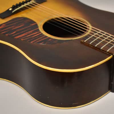 c. 1942 Gibson J-50/J-45 Jumbo Acoustic Banner Logo Refinished Sunburst w/HSC image 9
