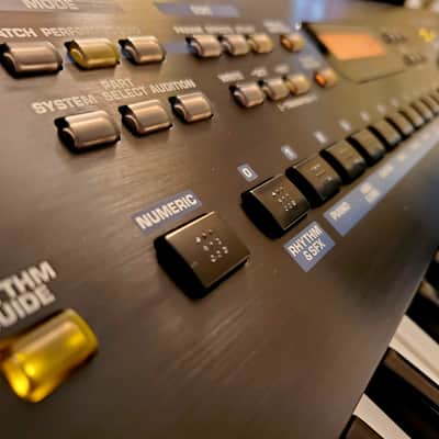 MUST SEE!!! ROLAND JUNO D FULLY INSPECTED SERVICED AND IN AMAZING CONDITION! image 12