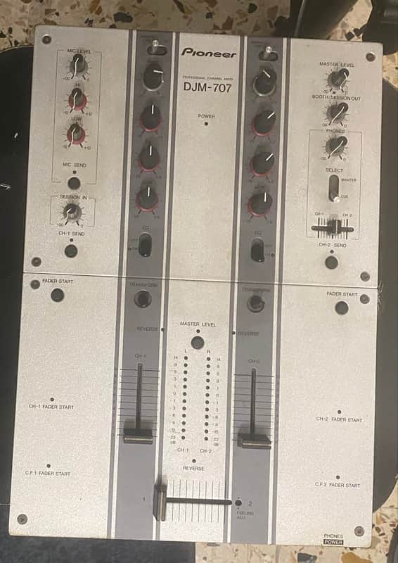 Pioneer DJM-707 Battle Mixer image 1