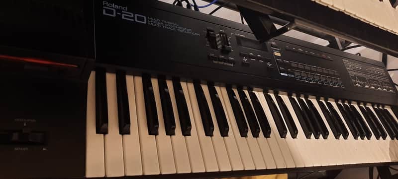 Roland D-20 61-Key Multi-Timbral Linear Synthesizer / Multitrack Sequencer 1988 - 1992 - Black image 1