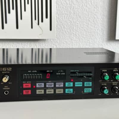 Akai S612 MIDI Digital Sampler 1985 12bit sp1200 lofi analog digital image 9
