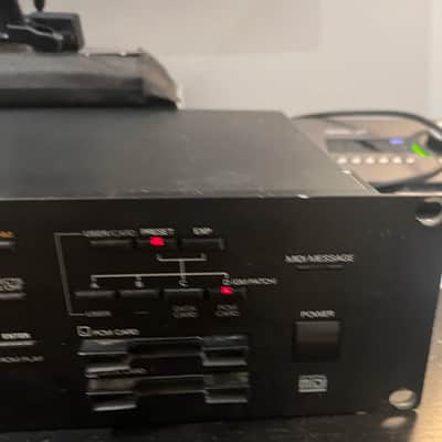 Roland JV-1080 64-Voice Synthesizer Module 1994 - 2001 - Black image 4