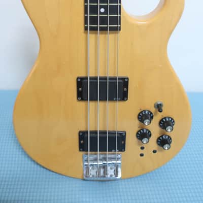 Vintage 1980s USA Carvin LB-50 Stereo 4 String Natural Guitar With Rare Charvel Tweed Case Very Clean image 2