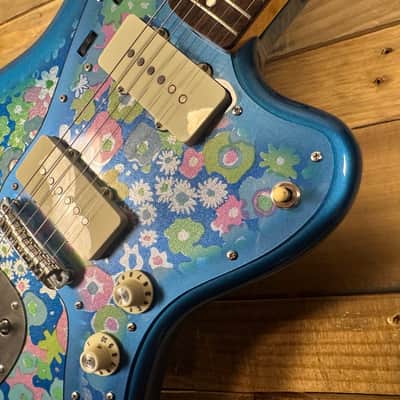 Fender MIJ Traditional '60s Jazzmaster - 2018 Blue Flower w/HSC image 8