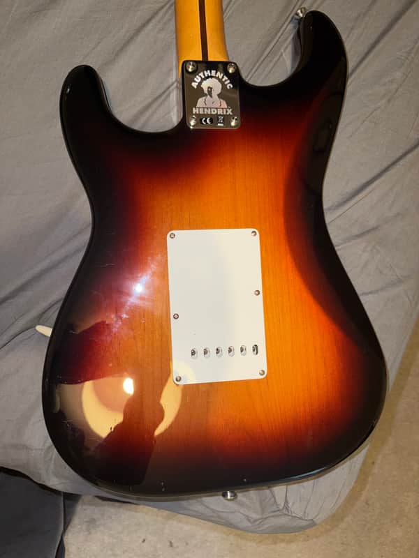 Fender Jimi Hendrix Stratocaster 3 Tone Sunburst