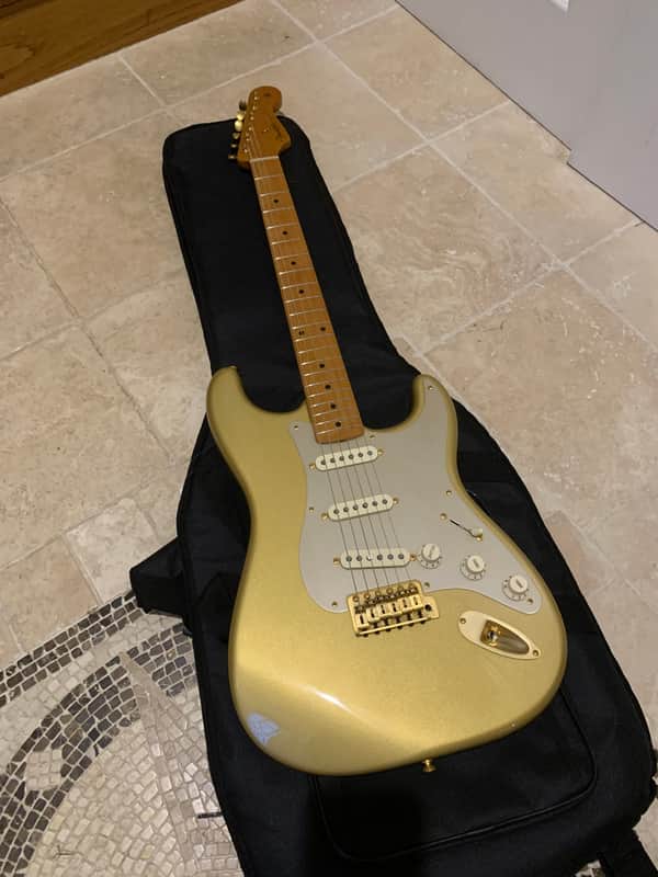 Fender 60th Anniversary Classic Player '50s Stratocaster Desert