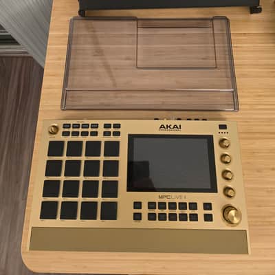 Akai MPC Live II (includes deck saver & installed screen protector) Standalone Sampler / Sequencer Gold Edition 2022 - Present - Gold image 2