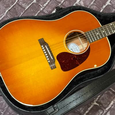 Gibson J-45 Standard Heritage Cherry Sunburst New Unplayed Auth Dlr 4lbs10oz #160 image 1