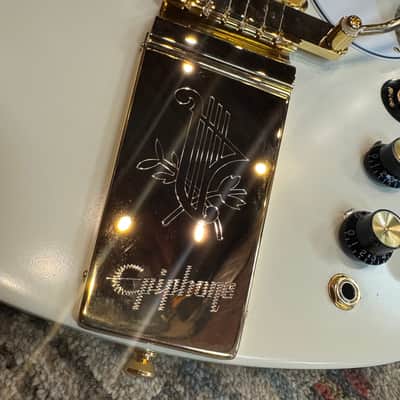 Epiphone "Inspired by Gibson Custom" '63 Les Paul SG Custom with Maestro Vibrola 2024 - Present - Classic White image 4