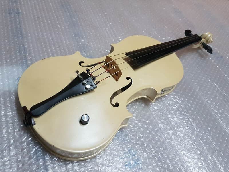 Alvarez Electric Violin image 1