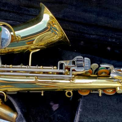 Bundy Alto Saxophone Red Label #456498 w/ Green Case USA image 4
